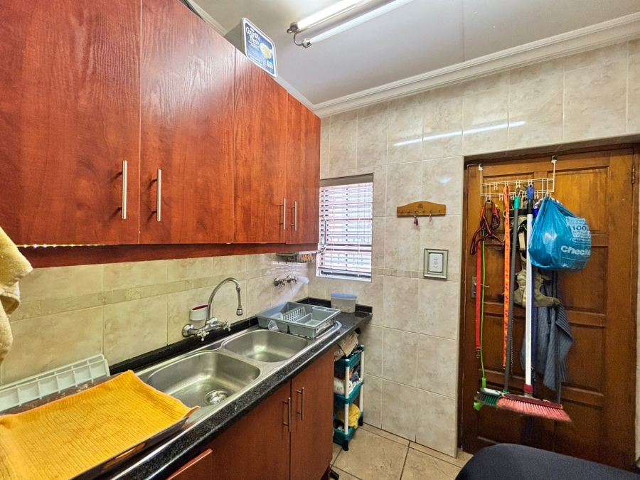 3 Bedroom Property for Sale in Wilkoppies North West